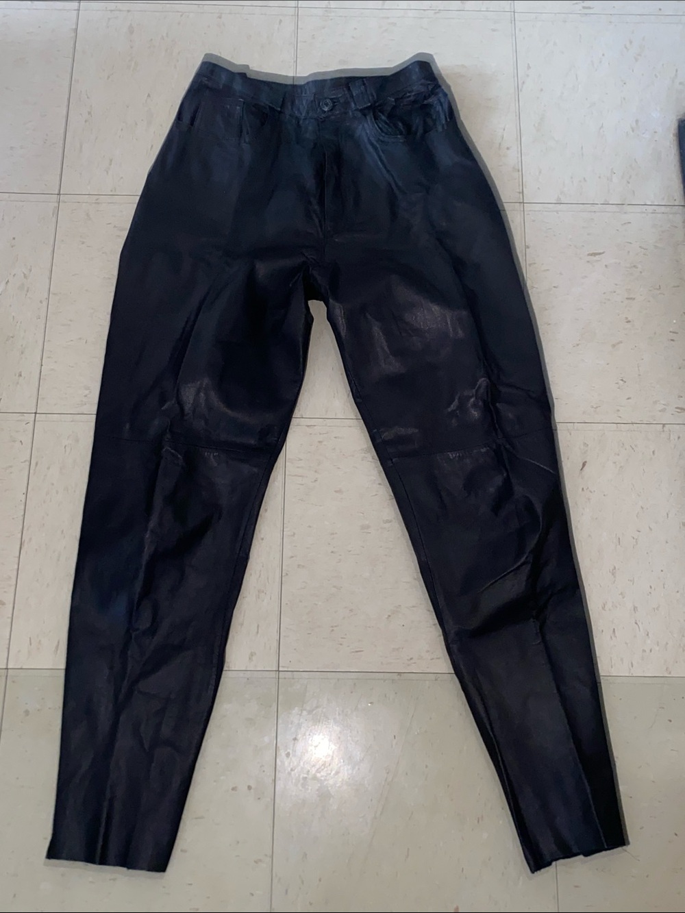 VINTAGE WOMENS LEATHER SZ 10 BLACK
PANTS
